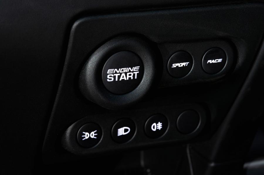 Детали интерьера Lotus Exige Sport 350 2015 года  (UK) (фото 22 из 35)